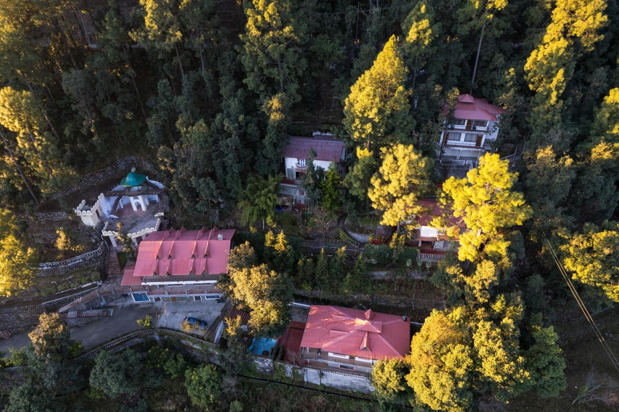 The Canadian Woods Resort Nainital Ngoại thất bức ảnh